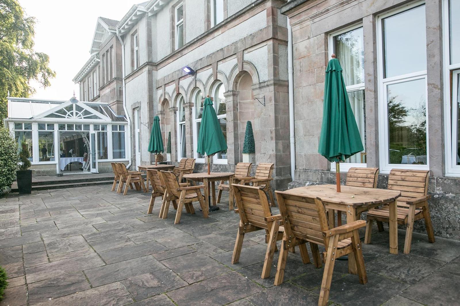 Rosslea Hall Hotel Rhu Bagian luar foto