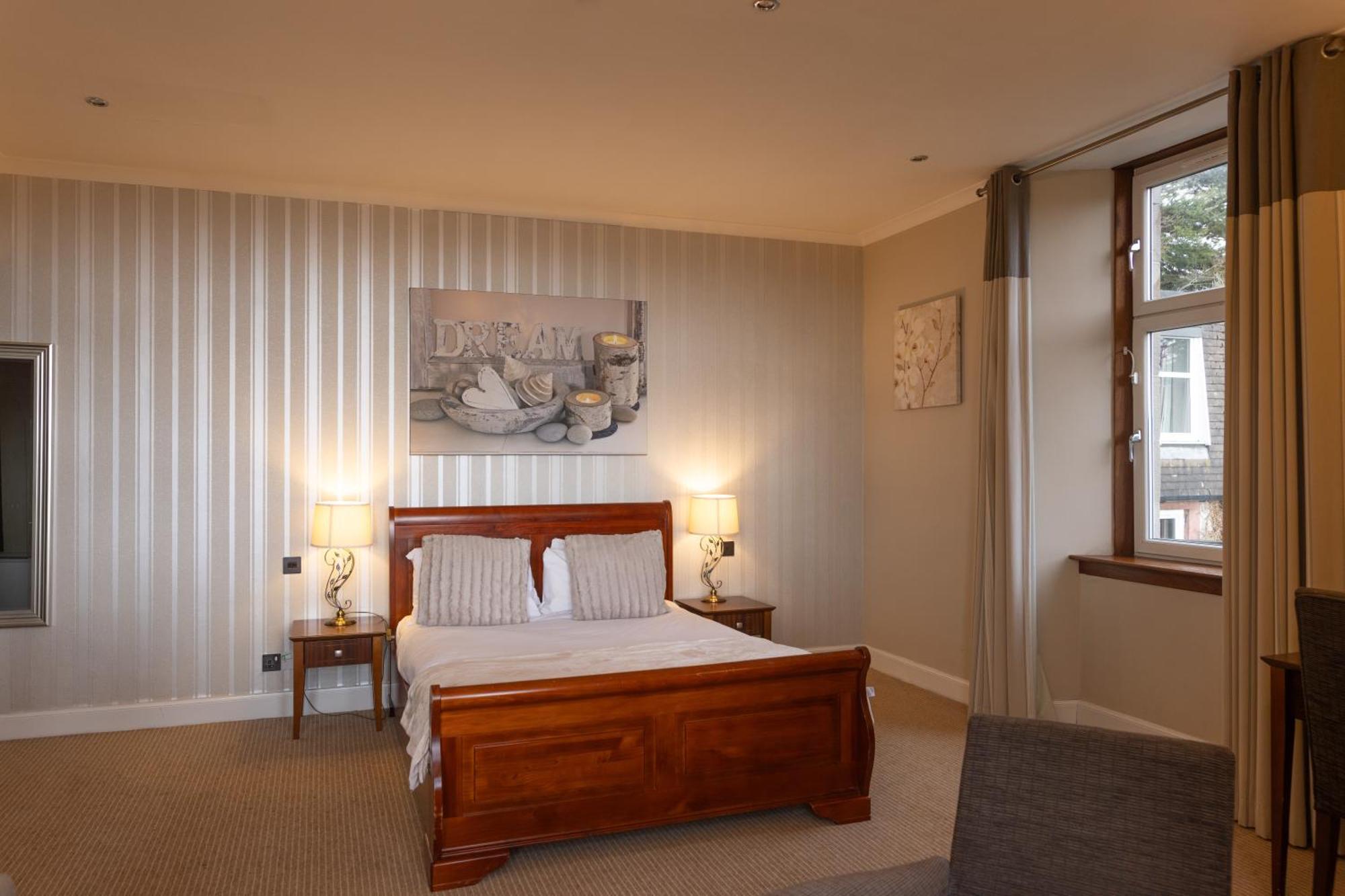Rosslea Hall Hotel Rhu Ruang foto